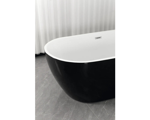 Cadă independentă cu exterior negru și interior alb.