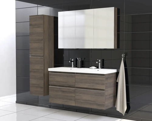 Baie modernă cu dulap de bază pentru lavoar, dulap cu oglindă și dulap înalt