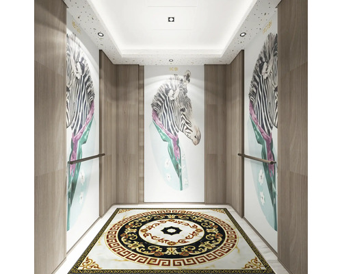 Interior cu motive de zebră pe pereți și o pardoseală ornamentată