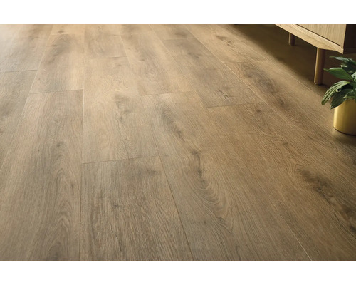 Pardoseală montată cu aspect de lemn