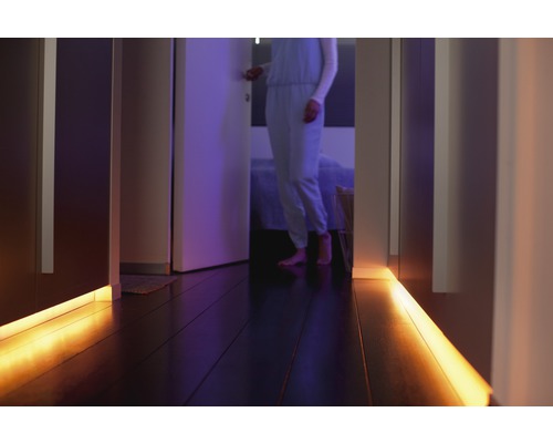 Bandă LED RGBW Philips Hue LightStrip Plus 2m 20W, | HORNBACH