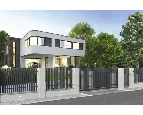 Casă modernă cu gard și poartă glisantă