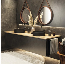 Baie cu chiuvetă dublă, oglinzi rotunde și design minimalist