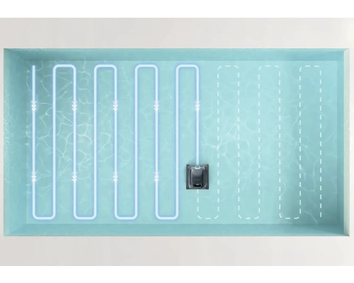Sistem automat de curățare a piscinei în funcțiune într-o piscină.