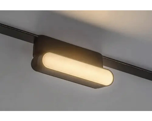 Spot pe șină montat pe tavan