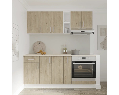 Mobilier de bucătărie cu corpuri superioare și inferioare și cuptor încorporat