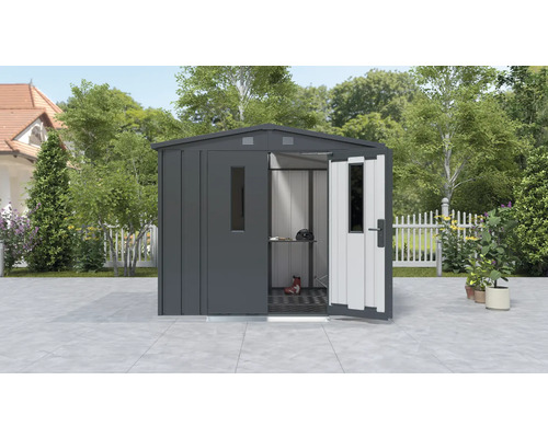 Magazie metalică de grădină cu uși deschise în grădină