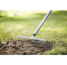 Greblă curbată pentru sol Fiskars Ergonomic 1,6m
