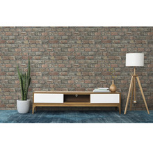 Cameră de zi cu dulap TV modern în fața unui perete de cărămidă