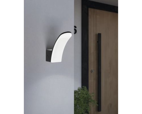 Lumină modernă de perete pentru exterior, pentru iluminatul fațadei