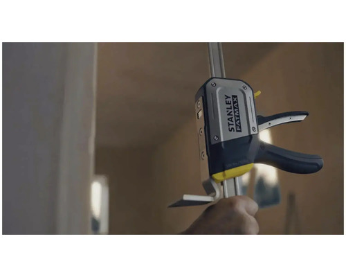 Clește de strângere cu o mână Stanley Fatmax