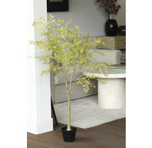 Copac artificial decorativ în ghiveci pentru interior.