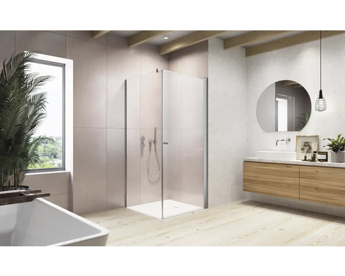 Baie cu cabină de duș, chiuvetă și oglindă