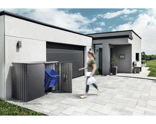 Compartiment metalic pentru pubele cu uși deschise în fața unei case moderne