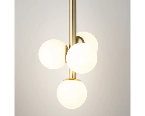 Lumină suspendată cu patru abajururi rotunde