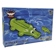 Ambalajul unui ajutor de înot gonflabil crocodil de la Wehncke, circa 140 x 61 x 23 cm, cu sigiliul TÜV Rheinland