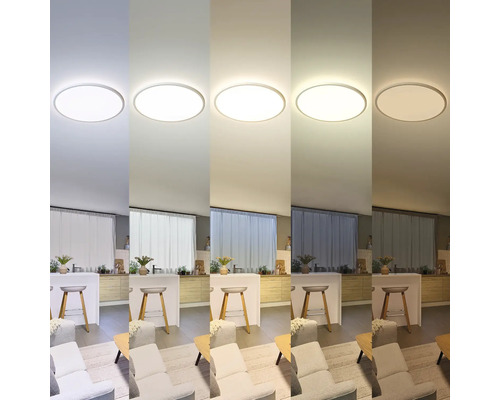Plafonieră în diferite ambianțe luminoase într-un living.