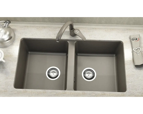 Chiuvetă dublă cu robinet și set de scurgere