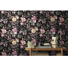 Tapet cu model floral în interior