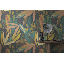 Tapetă decorativă cu motive vegetale în interior