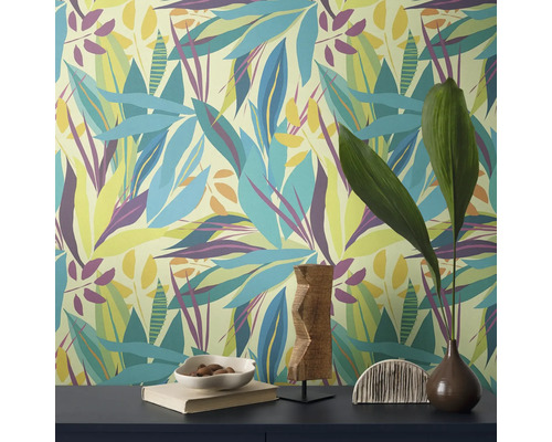 Perete decorativ cu model tropical de frunze și plante de interior