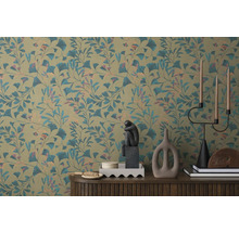 Cameră decorativă cu tapet cu model de frunze