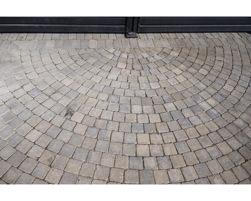 Model de pavaj semicircular pentru exterior