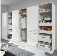 Dulap de perete alb cu rafturi, bară pentru haine și sertare pentru ordine și depozitare