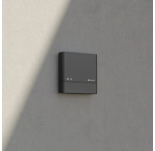 Logo Steinel pe un senzor de mișcare pe perete