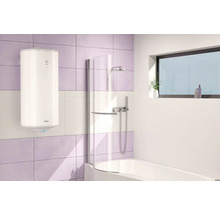 Baie cu cadă, paravan de duș și boiler TESY