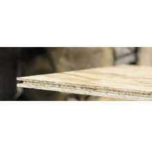 Prim-plan cu placă OSB