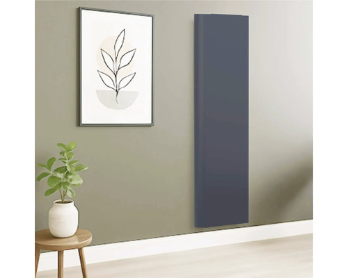 Radiator vertical cu panouri pe perete