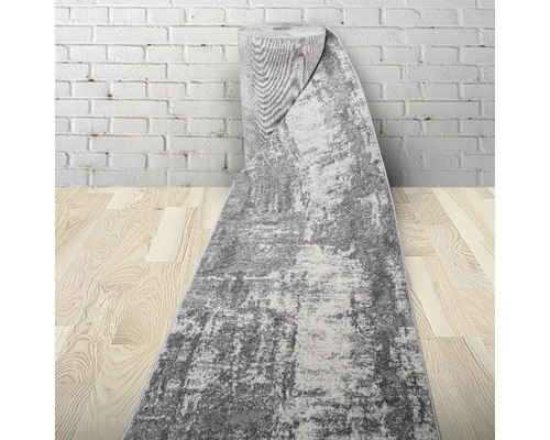 Covor gri pe rolă cu model abstract