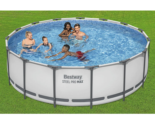 Piscină cu cadru Bestway Steel Pro Max cu persoane care înoată în grădină