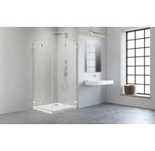 Baie cu cabină de duș, chiuvetă și oglindă