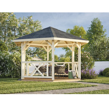 Foișor de grădină din lemn cu acoperiș în peisaj de grădină