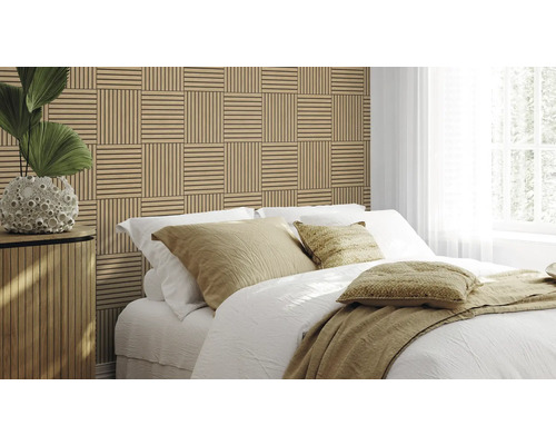 Dormitor cu panouri de perete din lemn cu design geometric, pat și noptieră