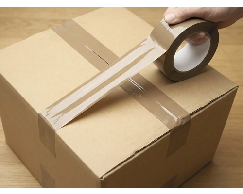 Cutie de ambalaj închisă cu bandă adezivă