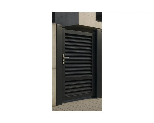 Poartă modernă de grădină cu aspect de lamele și mâner