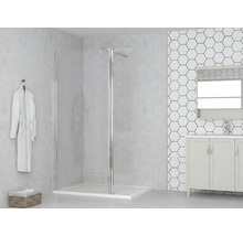 Baie cu cabină de duș, dulap de lavoar și prosop