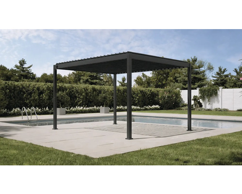 Pergolă pătrată pe o terasă lângă o piscină