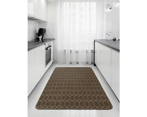 Bucătărie modernă cu covor maro cu model geometric