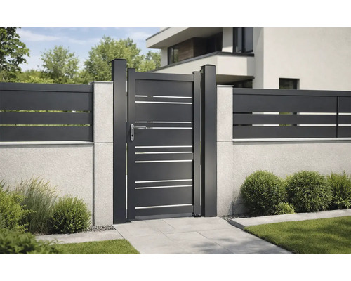 Gard cu poartă din aluminiu și elemente decorative orizontale