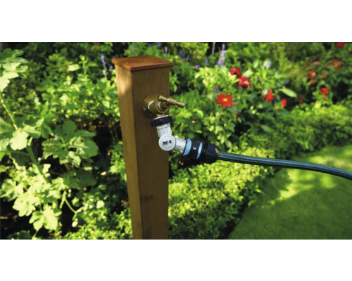 Robinet de apă cu racord pentru furtun în grădină