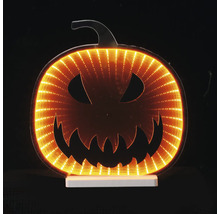 Dovleac de Halloween cu LED, cu efect de oglindă infinită și față de Jack-O-Lantern pe suport alb.