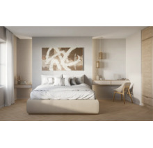 Dormitor modern cu pat tapițat deschis la culoare, tablou abstract, panouri de perete, măsuță de toaletă și parchet tip brăduț.