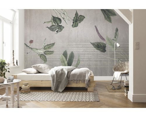 Cameră luminoasă cu pat și fototapet cu motive vegetale