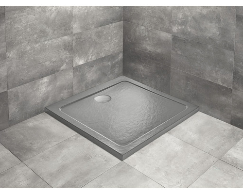 Cădiță de duș pătrată în baie