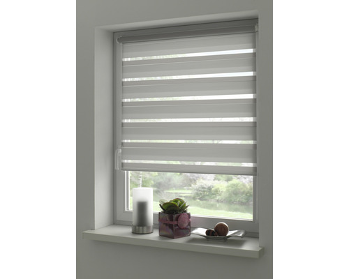 Fereastră cu jaluzea dublă pentru intimitate și protecție solară