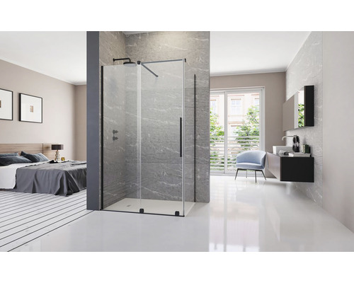 Baie cu cabină de duș tip walk-in, chiuvetă și zonă de dormit